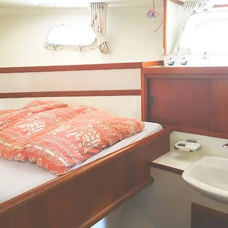 Hotel en barco Schiffskoje Mit Fruhstuck *